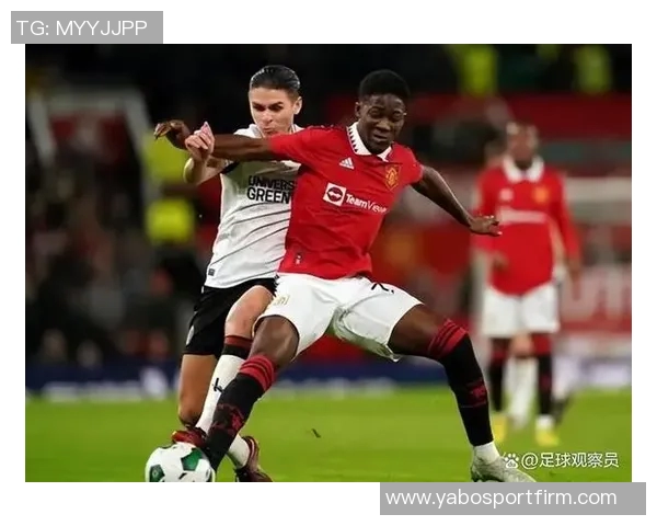 曼联正式签约德比郡青年队16岁门将查理哈迪开启新篇章